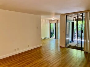 1963 Rock St in Mountain View, CA - Building Photo - Building Photo