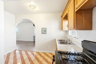 4965 O Sullivan Dr in Los Angeles, CA - Building Photo - Building Photo