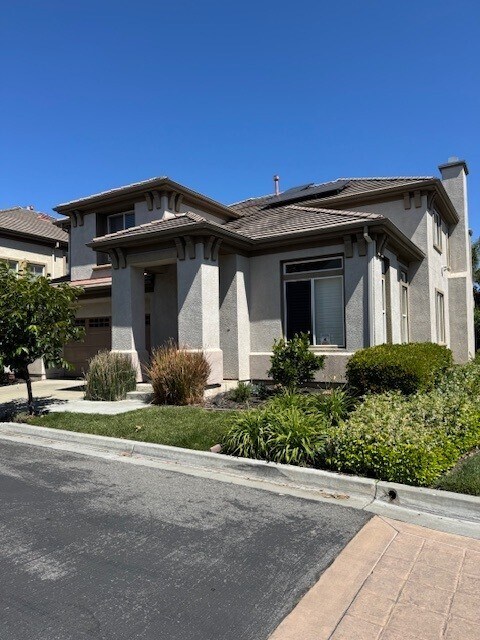 5939 Pala Mesa Dr in San Jose, CA - Foto de edificio