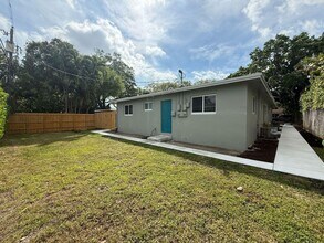 921 SW 29th St in Fort Lauderdale, FL - Building Photo - Building Photo