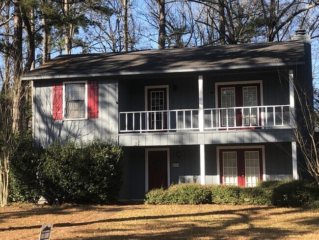 property at 2519 Briarhill Dr