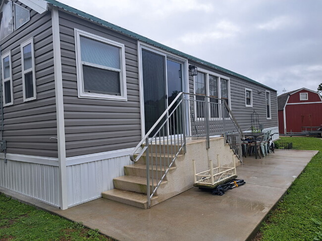 6184 Parkway E in St. Cloud, FL - Building Photo - Building Photo