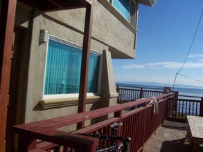 6703 Del Playa, Unit OCEANFRONT 2 Room Studio A-2 in Isla Vista, CA - Building Photo - Building Photo