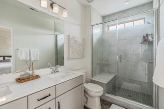 Abode at Greenway in Charlotte, NC - Foto de edificio - Interior Photo
