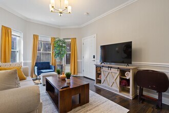 6145 S Eberhart Ave in Chicago, IL - Building Photo - Building Photo