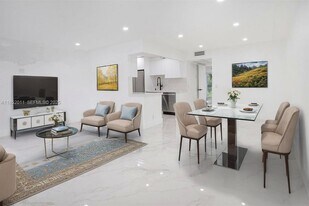 13250 SW 7th Ct in Pembroke Pines, FL - Building Photo