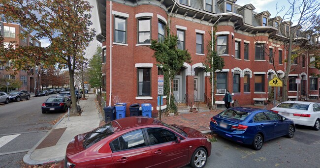 183 Harvard St, Unit 3