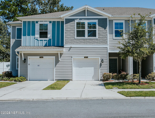 property at 7371 Palm Hills Dr