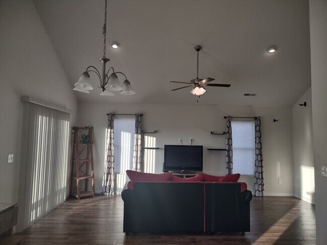 222 Buster Newbern Rd in Jarvisburg, NC - Building Photo - Building Photo