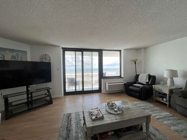 5200 Boardwalk in Ventnor City, NJ - Building Photo - Building Photo