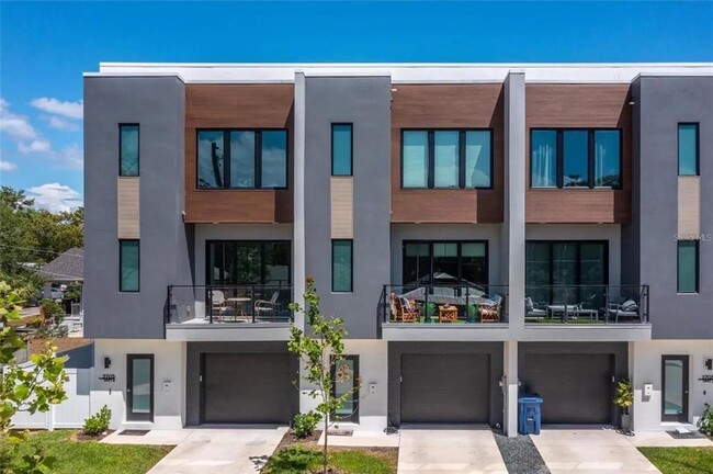 property at 2705 N Blvd