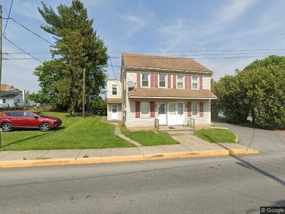 23 Brimmer Ave-Unit -Apt 1 in New Holland, PA - Foto de edificio