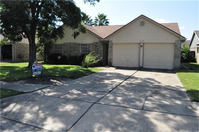property at 2119 Fountain Dr