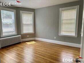 183 High St in Brookline, MA - Foto de edificio - Building Photo