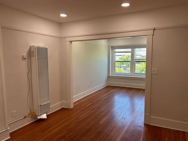 property at 301-5 3rd Ave