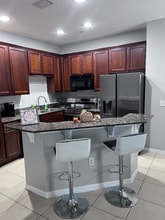 2410 Middleton Grove Dr in Brandon, FL - Building Photo - Building Photo