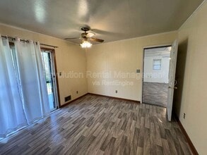 4010 Emerald Lake Dr in Decatur, GA - Building Photo - Building Photo