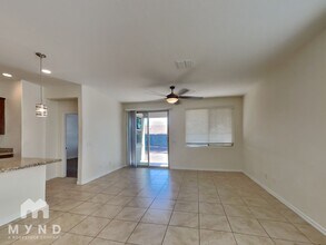 35167 N Braeden Dr in San Tan Valley, AZ - Foto de edificio - Building Photo