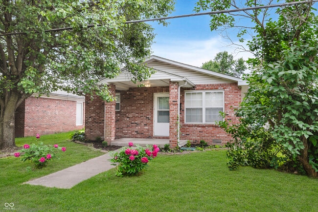 1807 Cherry St in Noblesville, IN - Foto de edificio - Building Photo