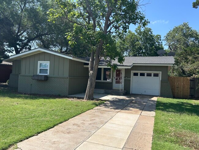 property at 4305 39th St