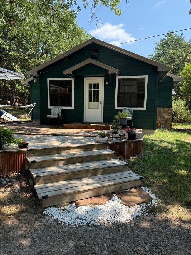 3192 Savage Hwy in Hartshorne, OK - Foto de edificio - Building Photo