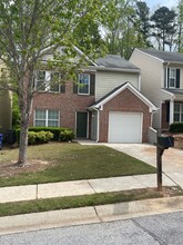 4404 Ravenwood Dr in Union City, GA - Building Photo - Building Photo