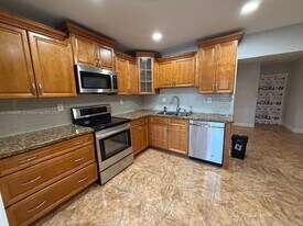 4281 NW 35th Terrace in Fort Lauderdale, FL - Building Photo