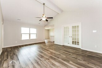 178 Drifter Dr in Newark, TX - Building Photo - Building Photo