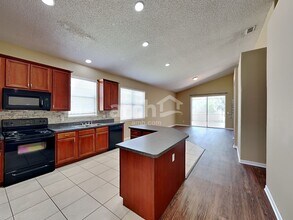 1714 Cedar Lake Dr in Orlando, FL - Building Photo - Building Photo