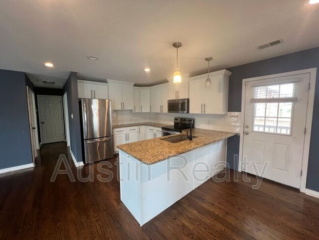 property at 6270 Nottingham Ave