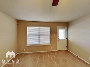 114 Arcadia Pl in Schertz, TX - Building Photo - Building Photo