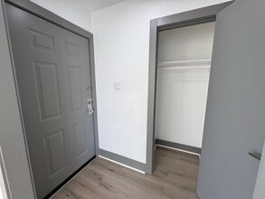 9750 Guest St in Houston, TX - Building Photo - Building Photo