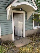 100 NW 3rd Pl in Renton, WA - Building Photo - Building Photo