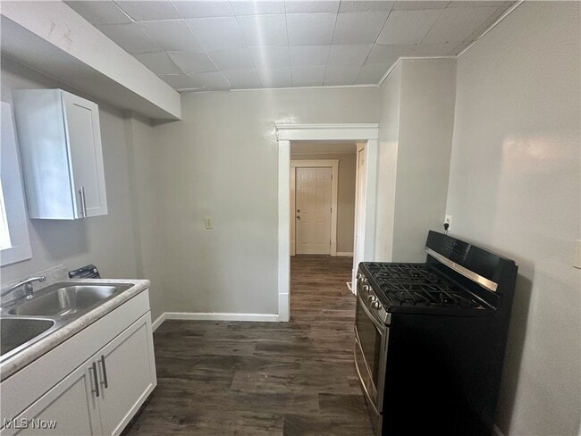 property at 555 Lumiere St