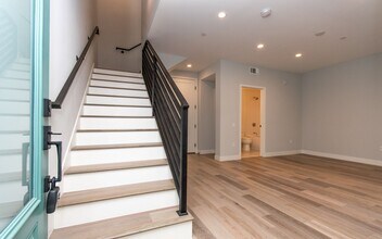 3353 Tyler St in Carlsbad, CA - Building Photo - Building Photo