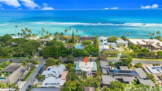 property at 4538 Kahala Ave