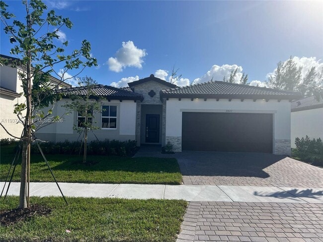 2422 SE 30th St in Homestead, FL - Building Photo - Building Photo