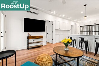 90 Forbes St in Boston, MA - Building Photo - Building Photo