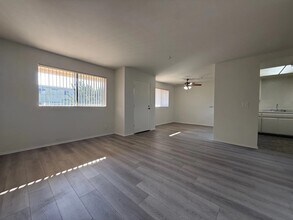 14020 Yukon Avenue, in Hawthorne, CA - Building Photo - Interior Photo