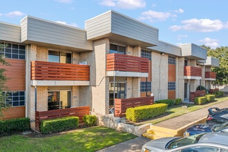evRia Terraces in Grand Prairie, TX - Foto de edificio - Building Photo