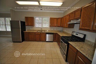 649 Watson Cove in Stone Mountain, GA - Building Photo - Building Photo