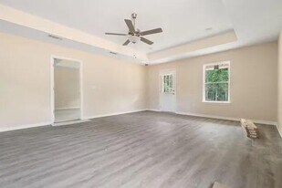 3206 Electra Dr in Milton, FL - Building Photo