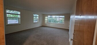 Weidenhaft Mitchell Apartments in Colorado Springs, CO - Building Photo