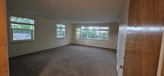 Weidenhaft Mitchell Apartments