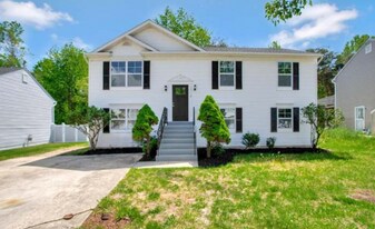 1716 Bradmoore Dr in District Heights, MD - Building Photo