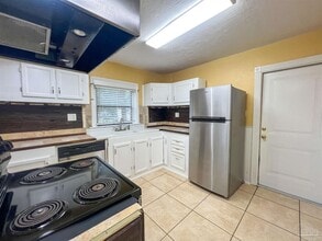 608 N 70th Ave in Pensacola, FL - Building Photo - Building Photo