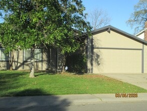 8976 Autumnwood Dr in Sacramento, CA - Building Photo - Building Photo