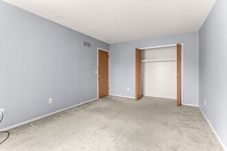 3408 Heritage Pkwy in Dearborn, MI - Building Photo - Building Photo