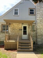 1651 Lathrop Ave, Unit Lower in Racine, WI - Building Photo - Building Photo