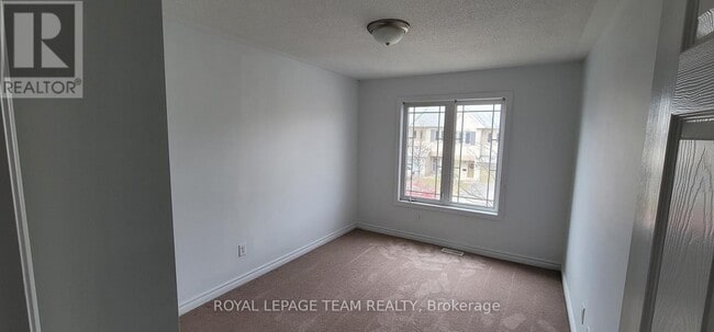 406 Galatina Way in Ottawa, ON - Building Photo - Building Photo